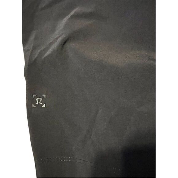 Lululemon Men's 2XL Black Graphic Athletic Shorts 9" Quick-Dry - Picture 7 of 7